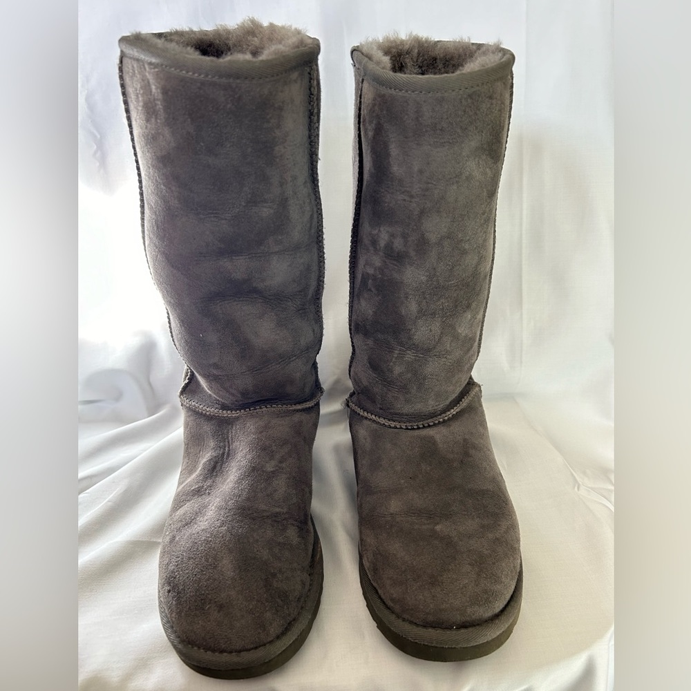 Tall Grey Ugg Boots Size 8